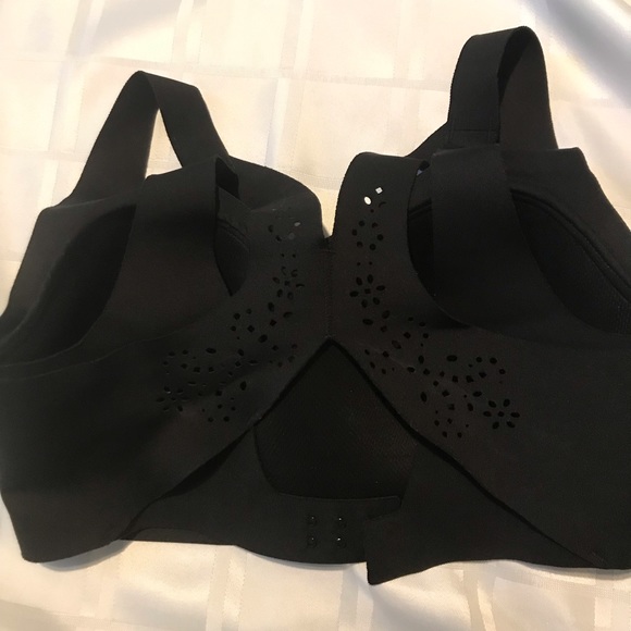 COPY - NWOT Victoria’s Secret sports bra - Picture 5 of 7